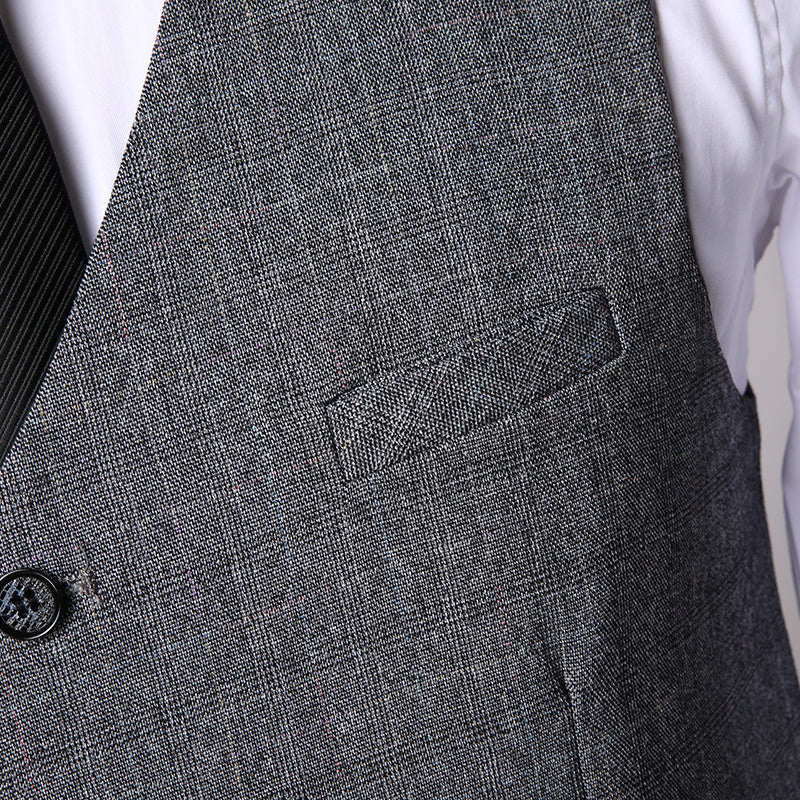 Three-Piece Suit for Men in Stylish Chemische Vezelmix