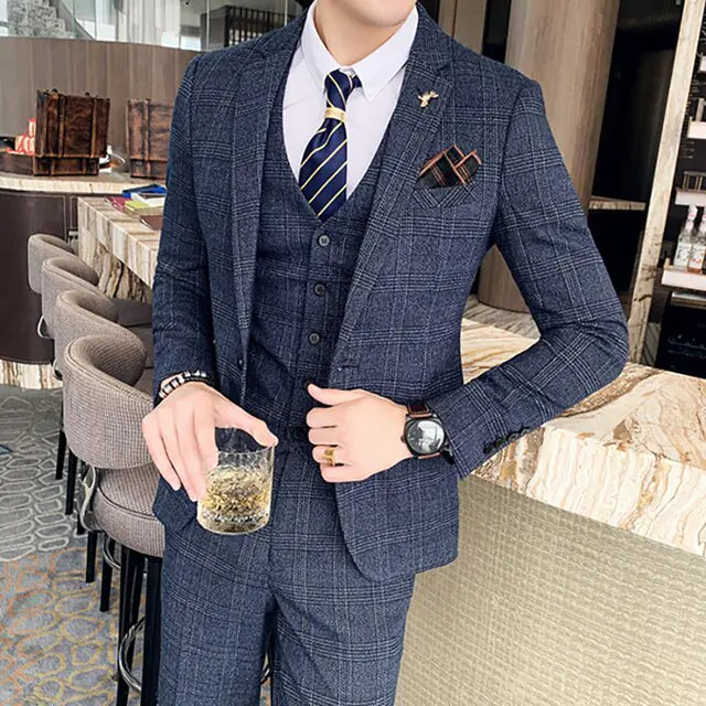 Tailored Business Suits for Men: Sharp Look and Comfort
