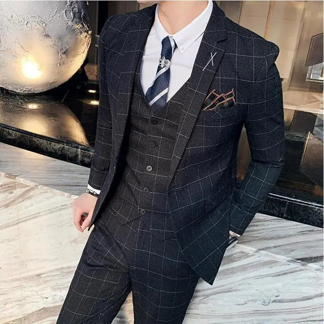 Tailored Business Suits for Men: Sharp Look and Comfort